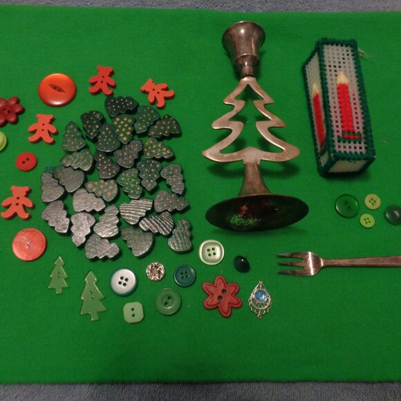 CHRISTMAS TREE CANDLEHOLDER Craft Trees Colors Buttons Ornament Old Fork Lot - Picture 2 of 5